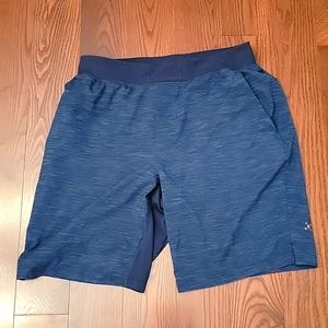 Lululemon Men's Yoga Shorts Medium